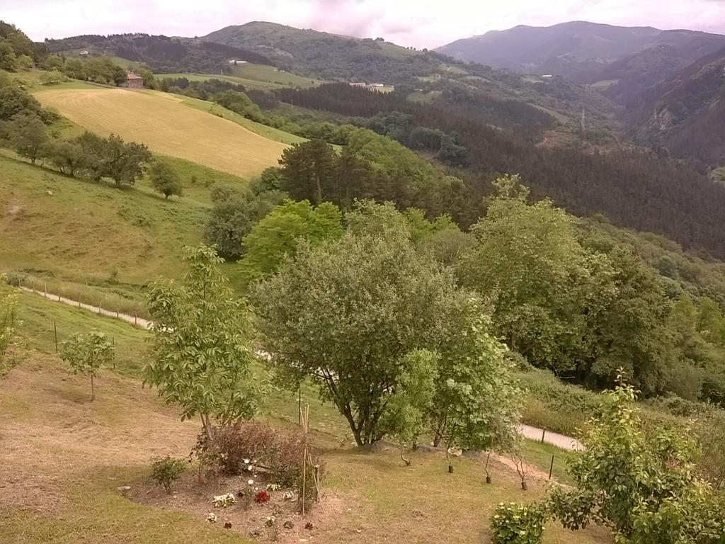 Casa Rural Arbegain Etxea Aizarna Exterior foto